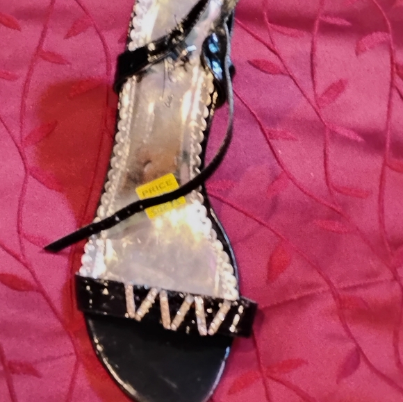 Sweet Seventeen - Picture 1 of 1